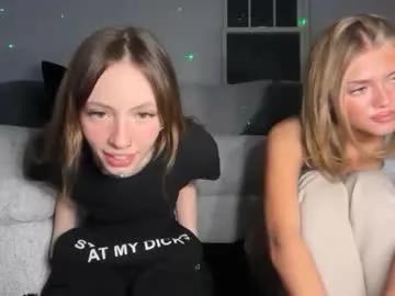 ellieluvs from Chaturbate