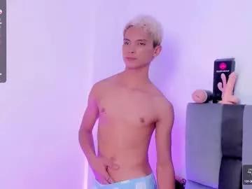 elliot_stone from Chaturbate