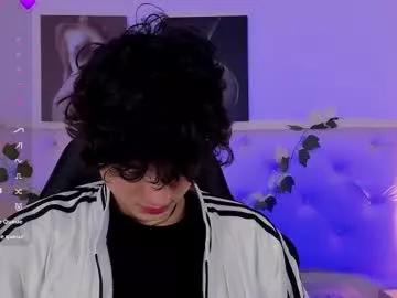 elliot_younng from Chaturbate