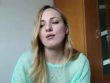 ellyadiamond from Chaturbate