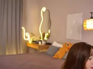 ellyl from Chaturbate