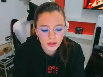Ema_04 webcams show profile image 