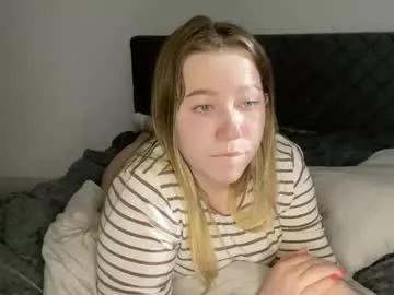 ember_bunny from Chaturbate