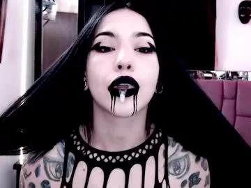 emearld_black from Chaturbate