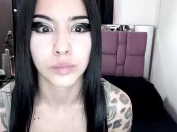 emearld_black from Chaturbate