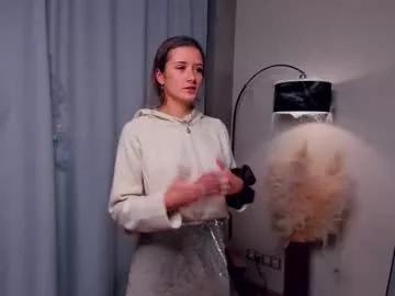 emelineweeman from Chaturbate is Freechat