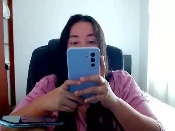 emely_sexx from Chaturbate