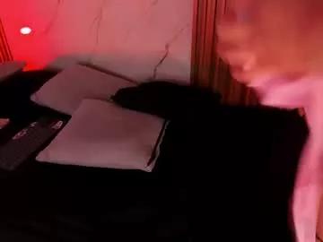 emiilycollins1 from Chaturbate