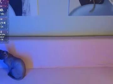 emili_blanc model from Chaturbate