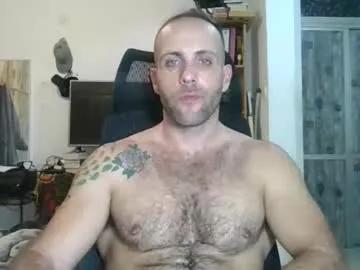 Emiliozem8 webcams show profile image 