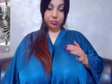 emmabigbobbs from Chaturbate