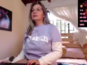 emmahenderson from Chaturbate