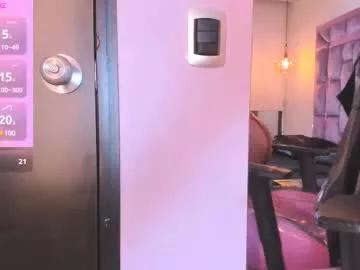 emmanaughty_ from Chaturbate