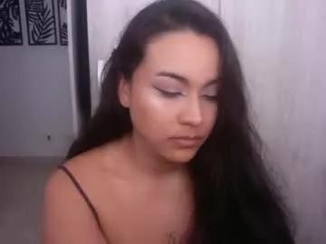 emmarobertts_ from Chaturbate