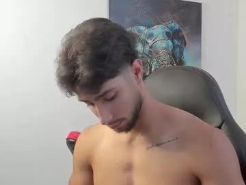 emmet_collins from Chaturbate