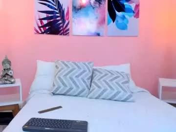 emmilydelavega from Chaturbate