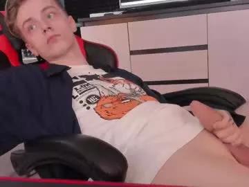 enkeer from Chaturbate