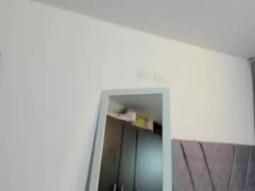 enyelsalas2 from Chaturbate