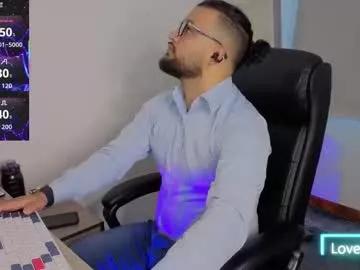 ernesto_rodriguez_82 from Chaturbate