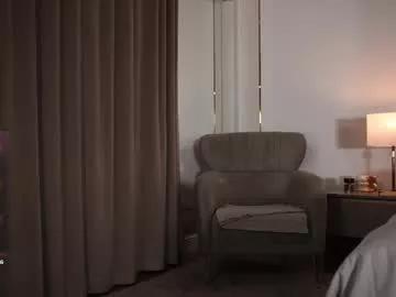 eseniyalove from Chaturbate
