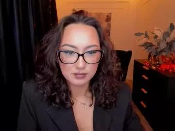 Evasarazardje webcams show profile image 