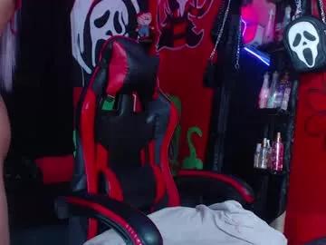 eve_darkovax from Chaturbate