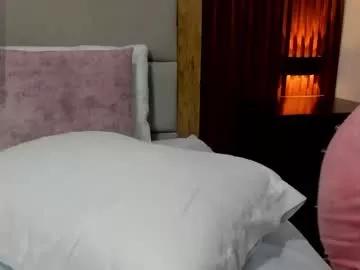 evelin_leroy from Chaturbate