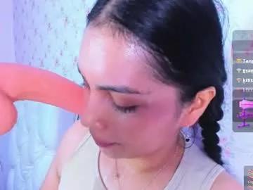 evelinn_belen from Chaturbate