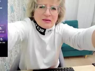 evelynblissful from Chaturbate