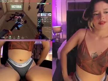 Discover our girls online shows and discover the company of countless livestreamers, with stunning shapes, sex toys and more.
