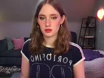 eviecam from Chaturbate