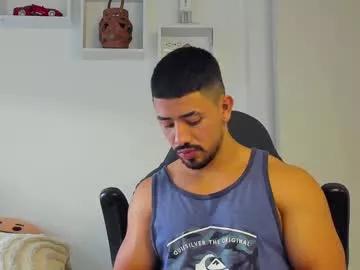 ezzio_scolaro from Chaturbate
