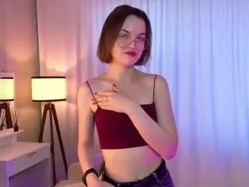 fannycarradine from Chaturbate