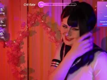 Discover our girls online shows and discover the company of countless livestreamers, with stunning shapes, sex toys and more.