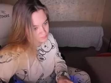 fluffyyummybuns from Chaturbate