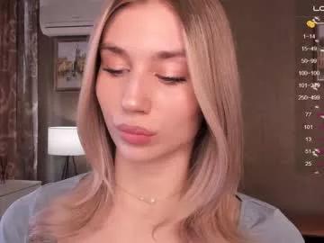 follow_the_dream from Chaturbate