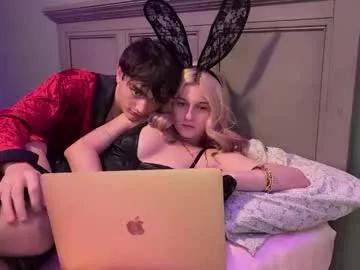 Foxyroxie777 webcams show profile image 