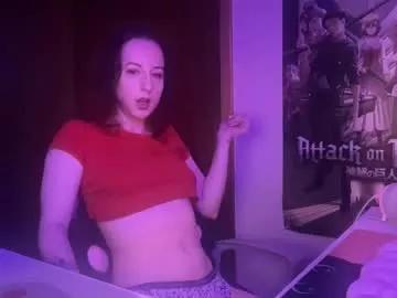 Discover our girls online shows and discover the company of countless livestreamers, with stunning shapes, sex toys and more.