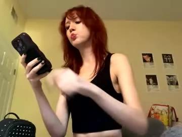 g0ddessluna1800 from Chaturbate