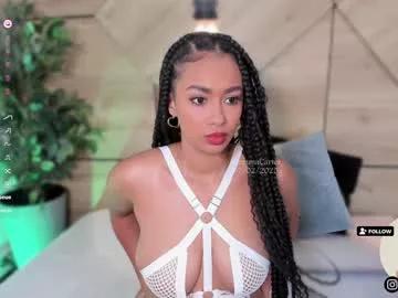 Discover our girls online shows and discover the company of countless livestreamers, with stunning shapes, sex toys and more.