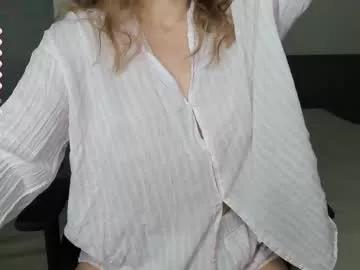 gigihadd from Chaturbate
