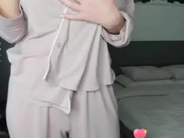gigihadd from Chaturbate