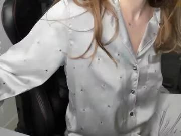 gigihadd from Chaturbate