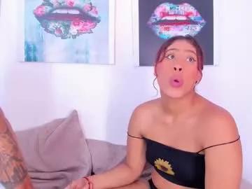 Discover our girls online shows and discover the company of countless livestreamers, with stunning shapes, sex toys and more.