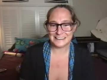 Girlzhavefuntoo webcams show profile image 