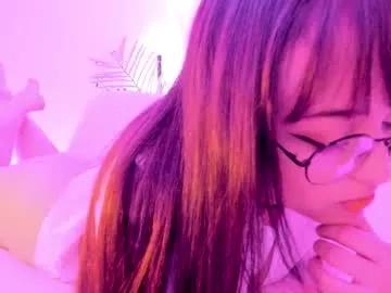 gloomydoll from Chaturbate