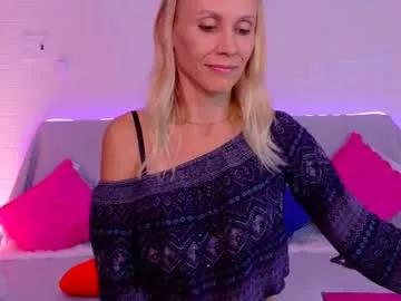 goodness_emie from Chaturbate