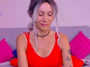 goodness_emie from Chaturbate