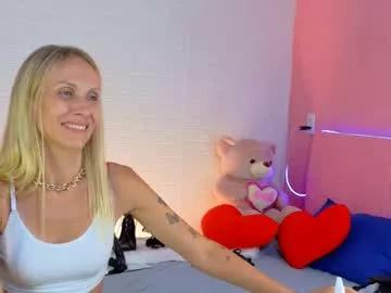 goodness_emie from Chaturbate