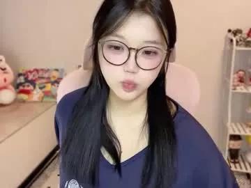 gorgeous_girl33 from Chaturbate